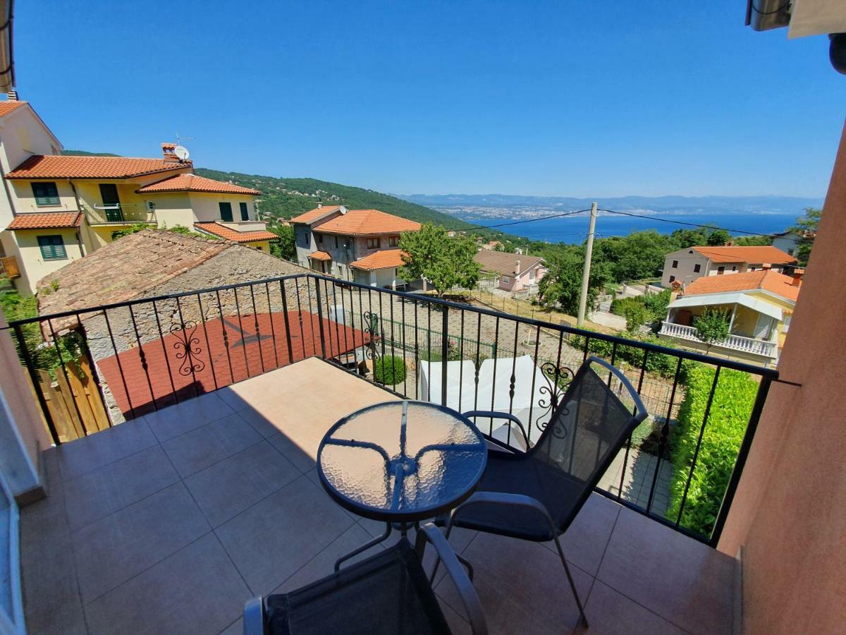 Apartman Dubravka 1 Lovran Exterior foto